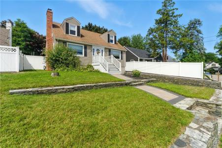 33 Swan Street, North Providence, Rhode Island 02911, USA