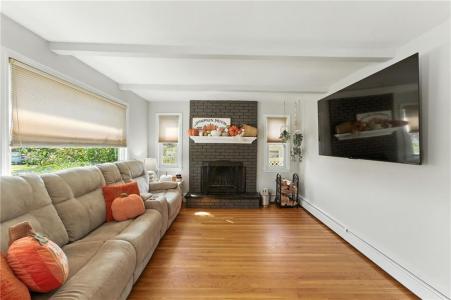 33 Swan Street, North Providence, Rhode Island 02911, USA