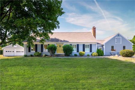 11 Stonegate Road, Warren, RI 02885, USA