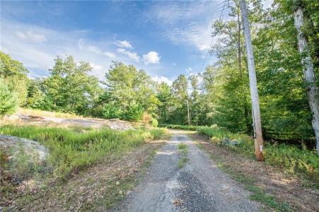 40 Hicks Way, Scituate, Rhode Island 02825