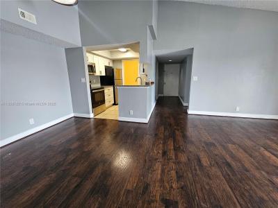 5686 Rock Island Rd 136, Tamarac, Florida 33319, USA