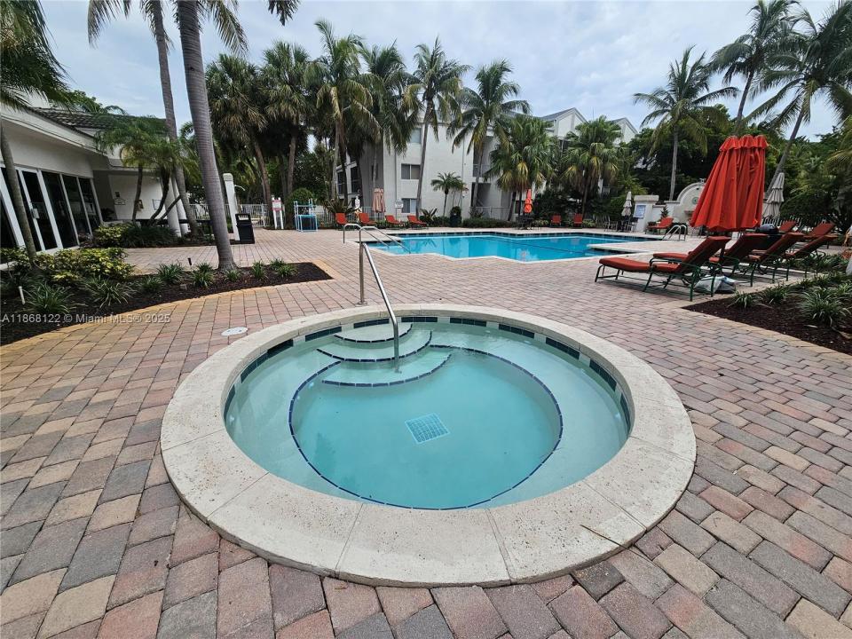 5686 Rock Island Rd 136, Tamarac, Florida 33319, Estados Unidos