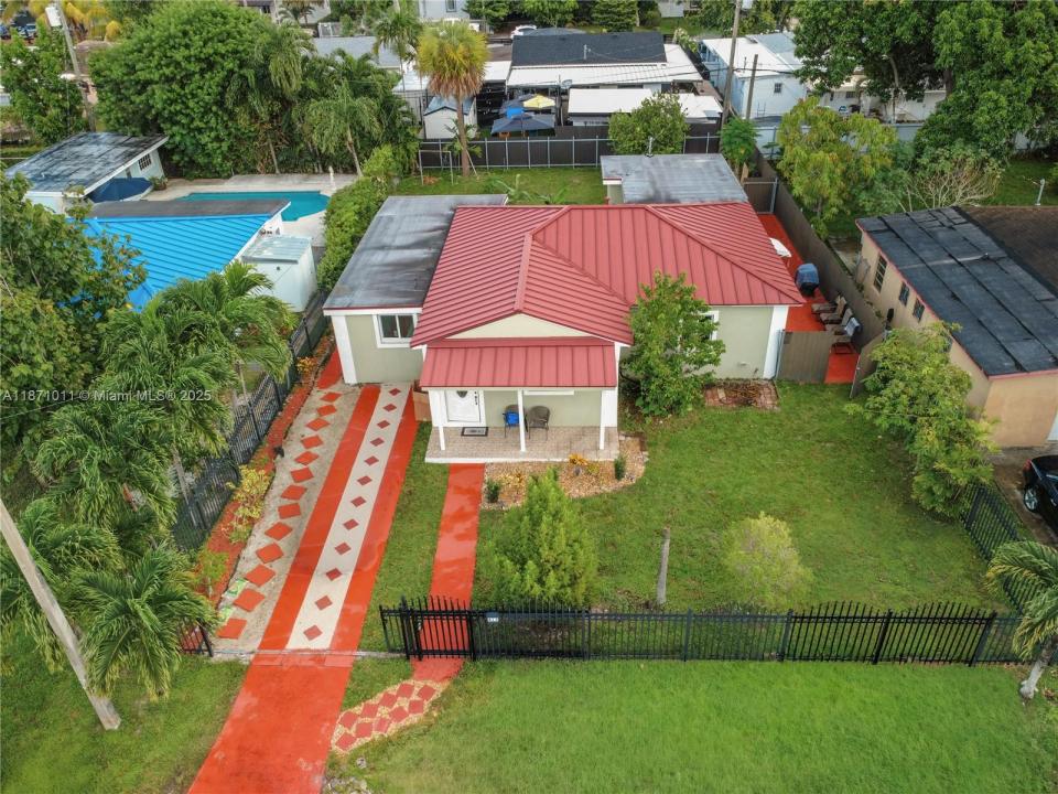 413 NW 100th Ter, Miami, Florida 33150