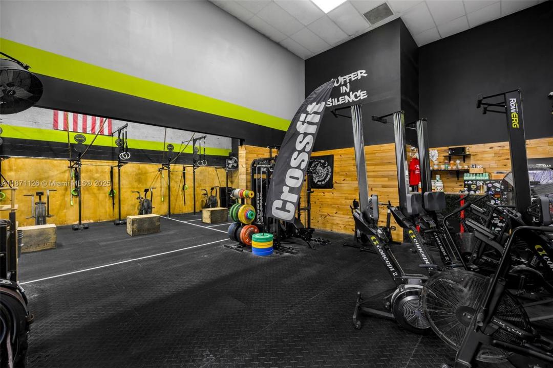 2451 NW 109th Ave 6, Sweetwater, Flórida 33172, Estados Unidos