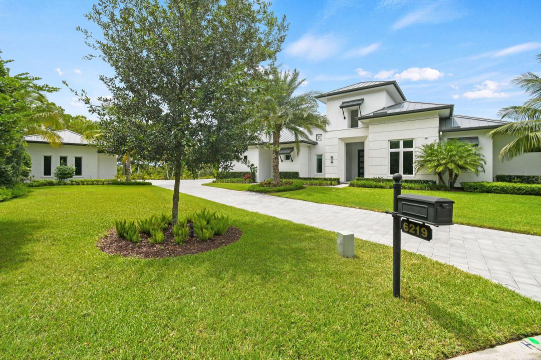 6219 SE Moss Ridge Pointe, Hobe Sound, Florida 33455