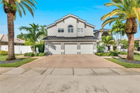 960 NW 201st Ter, Pembroke Pines, Florida 33029