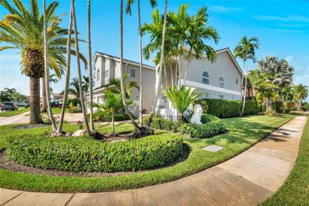 960 NW 201st Ter, Pembroke Pines, Florida 33029