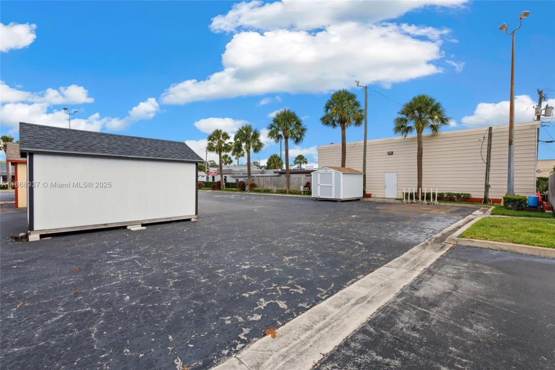 2402 S US HWY 1, Fort Pierce, 佛罗里达州 34982, 美国