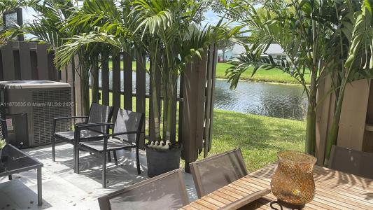 8203 NW 9th Ct 2, Plantation, Florida 33324, USA