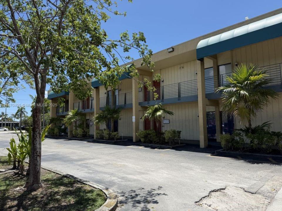 2331 N State Road 7 109, Lauderhill, Florida 33313