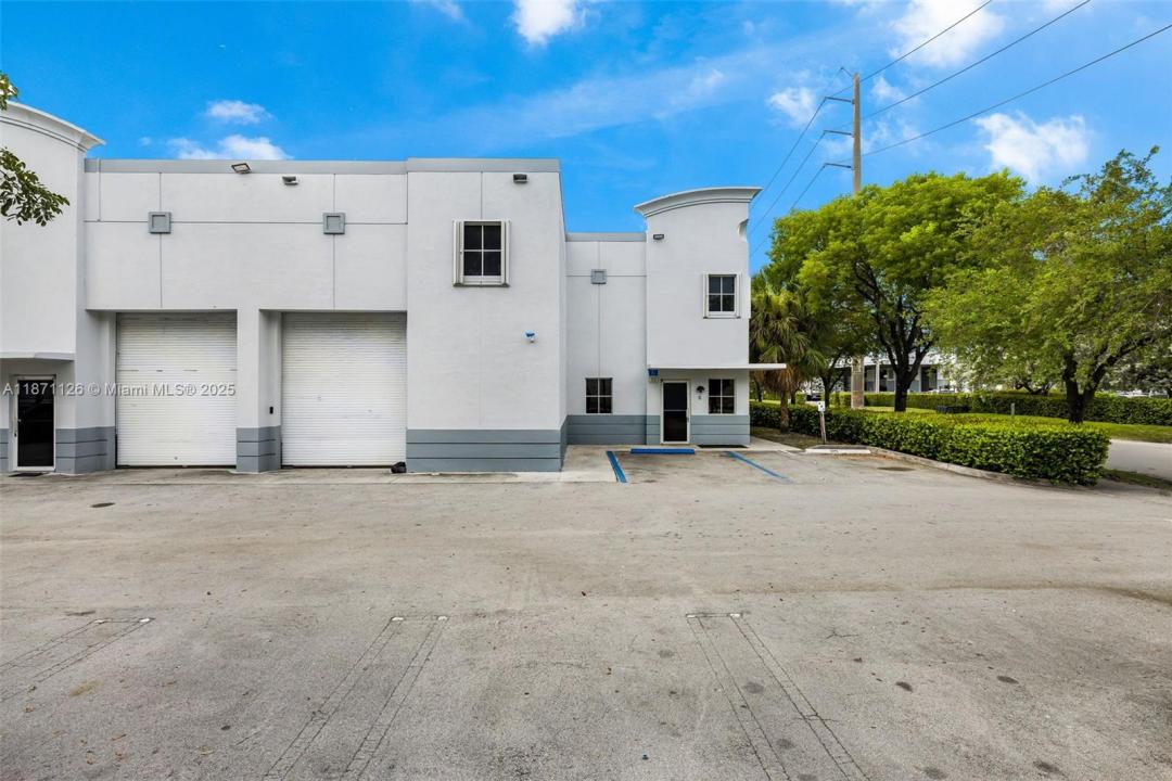 2451 NW 109th Ave 6, Sweetwater, Florida 33172