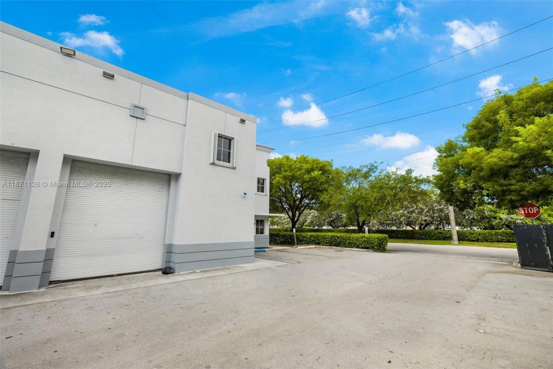 2451 NW 109th Ave 6, Sweetwater, Florida 33172