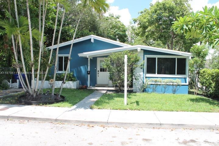 3577 Charles Ave, Miami, Florida 33133