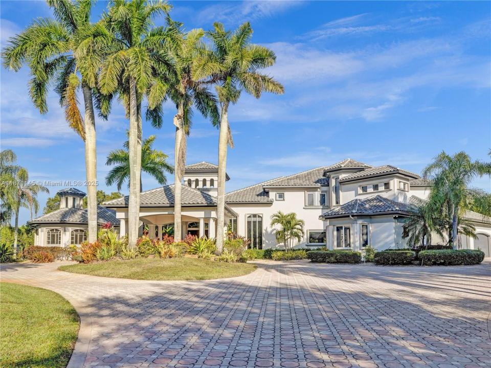 3079 Old Still Lane, Weston, Florida 33331