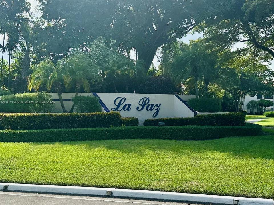 7508 La Paz Blvd 202 A, Boca Raton, Florida 33433