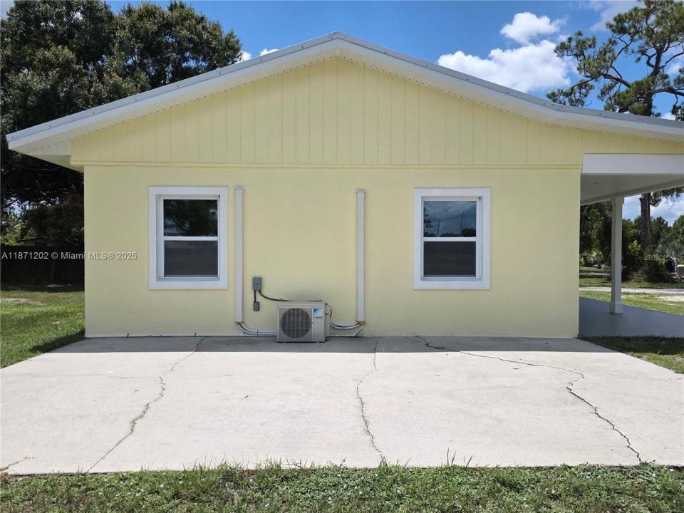 1350 NE 39th Blvd, Okeechobee, פלורידה 34972, ארצות הברית של אמריקה