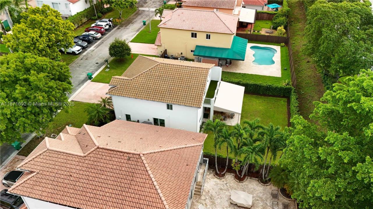 10912 NW 58th Ter, Doral, Florida 33178, Amerika Birleşik Devletleri