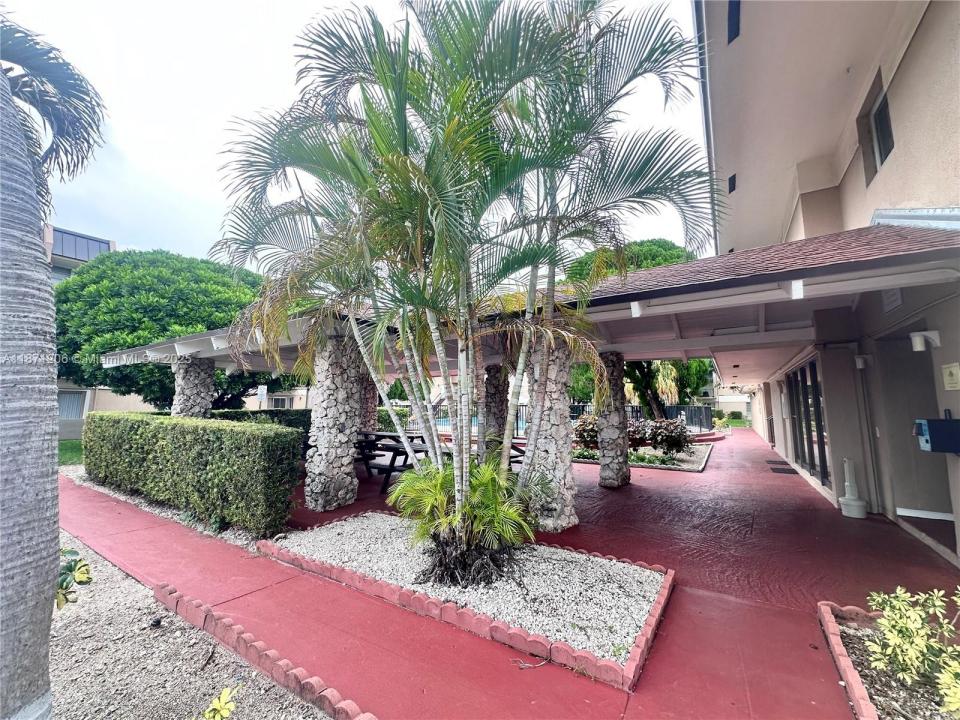 3901 SW 109th Ave A11, Miami, Florida 33165