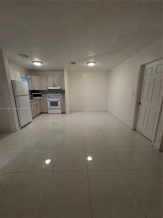 3901 9th Ave 10, Deerfield Beach, Florida 33064