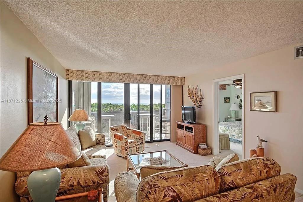 9940 S Ocean Dr 0, Jensen Beach, Floride 34957, États-Unis