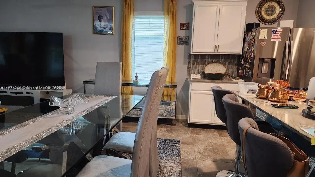 2271 SW Arlington Dr SW, Vero Beach, Флорида 32968, Соединенные Штаты