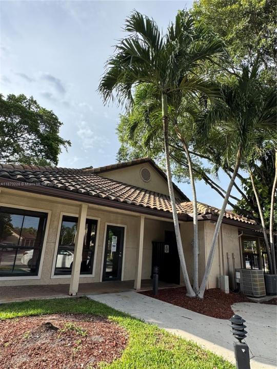 4341 W McNab Rd 27, Pompano Beach, Flórida 33069, Estados Unidos