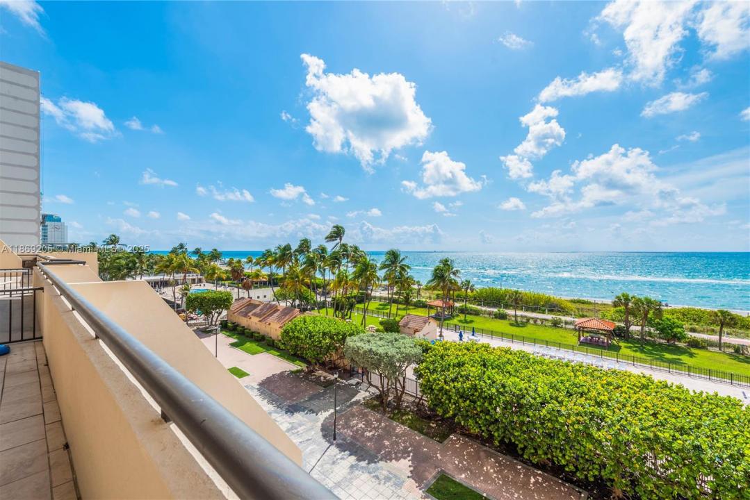 2555 Collins Ave 607, Miami Beach, Florida 33140