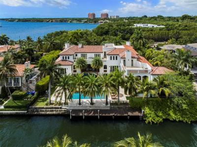3305 S Moorings Way, Miami, Florida 33133, USA