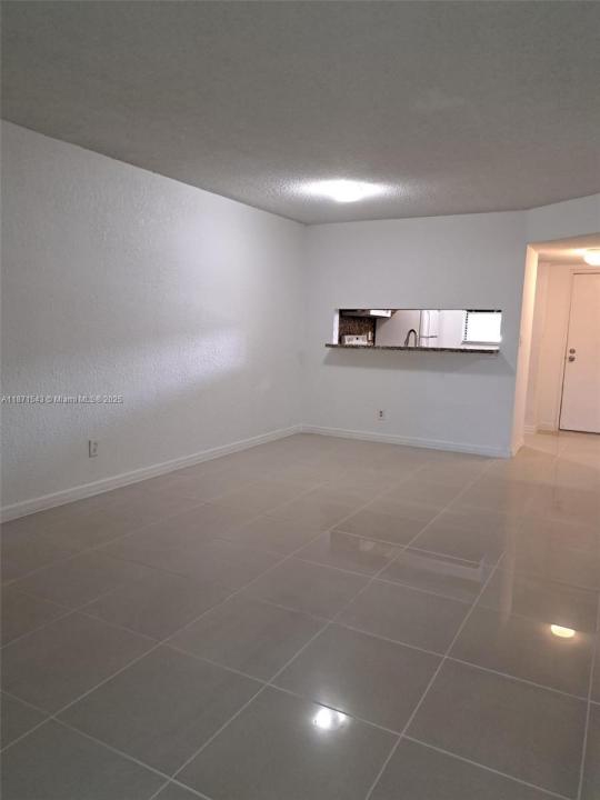 3410 FOXCROFT RD 104, Miramar, Флорида 33025, Соединенные Штаты