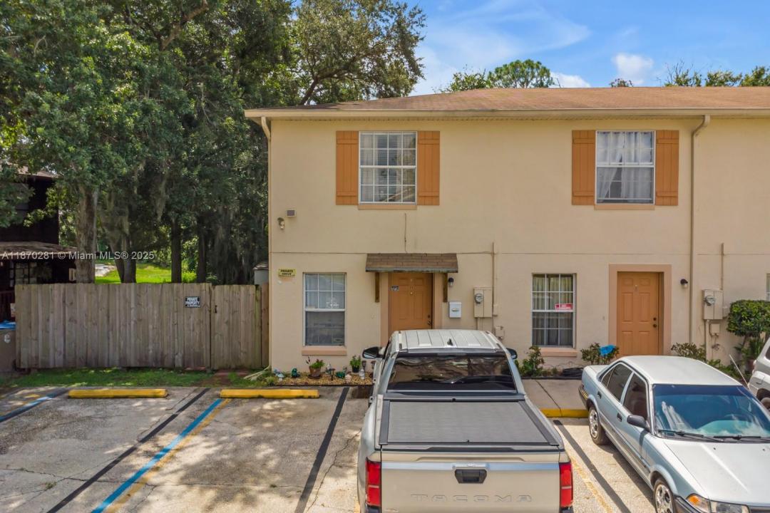 164 Bowie Lane, Kissimmee, Florida 34743