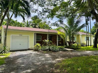 5729 SW 60th Ave, South Miami, Florida 33143, USA