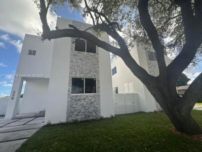 538 NW 17th Ave, Fort Lauderdale, Florida 33311, USA