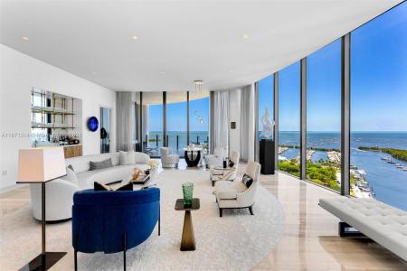 2811 S Bayshore Dr 18A+B, Coconut Grove, Florida 33133, USA
