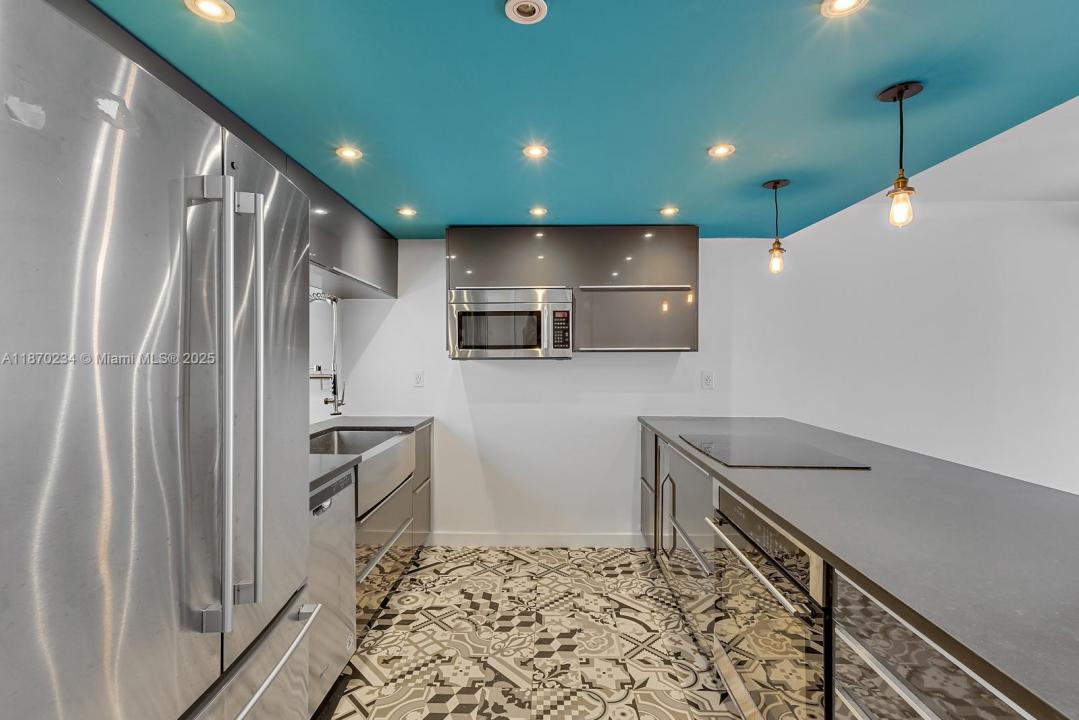 100 Ocean Lane Dr 304, Key Biscayne, Florida 33149, Estados Unidos