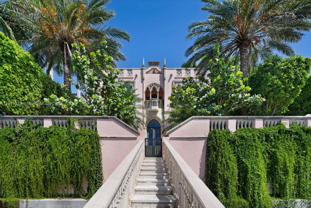 1840 S Bayshore Ln, Miami, Florida 33133