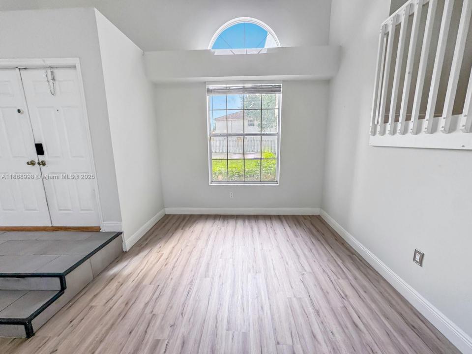 1015 NW 125th Ter ., Sunrise, Florida 33323