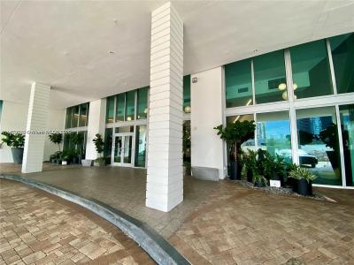 350 S Miami Ave 1905, Miami, Florida 33130, USA