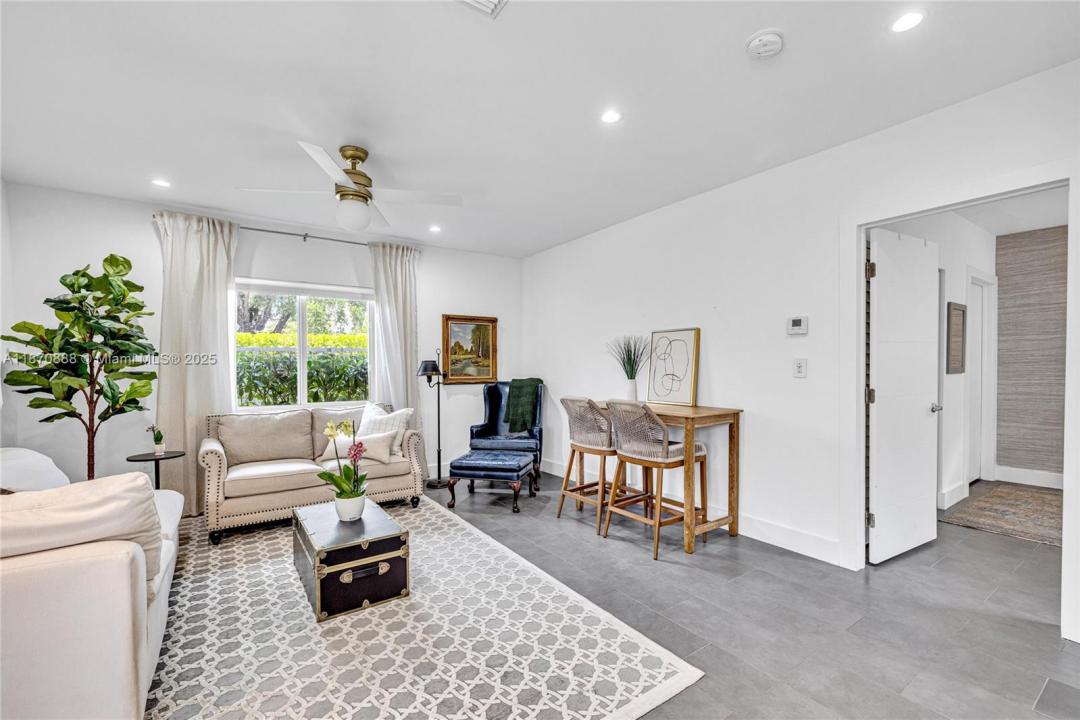 2801 SW 64th Ave B, Miami, Florida 33155