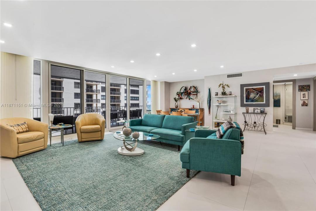 10155 Collins Ave 606, Bal Harbour, Флорида 33154, Соединенные Штаты
