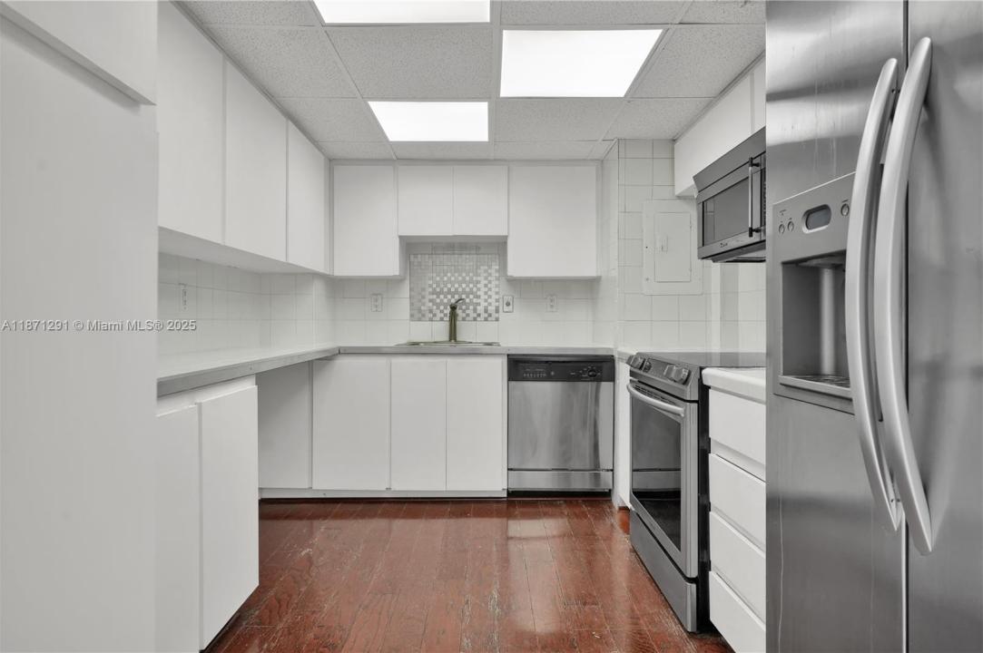 11111 Biscayne Blvd 21C, Miami, Florida 33181, HOA KỲ