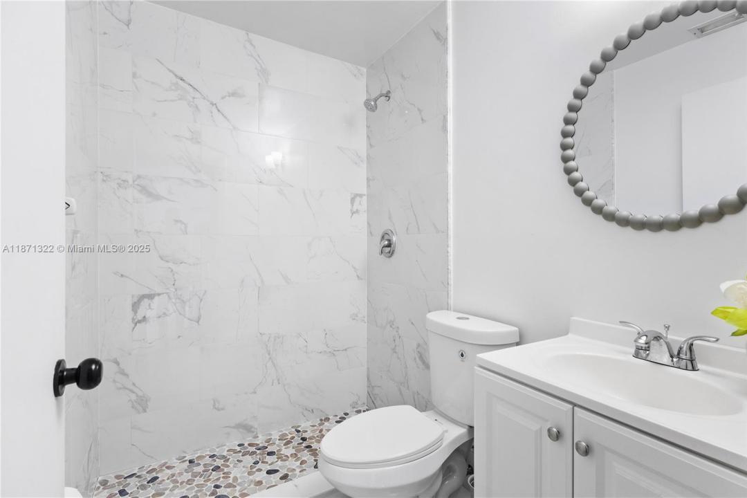 14255 SW 57th Ln 8-12, Miami, Florida 33183, Estados Unidos