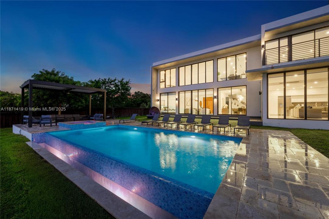 5420 SW 72nd Ave, Miami, Floride 33155, États-Unis