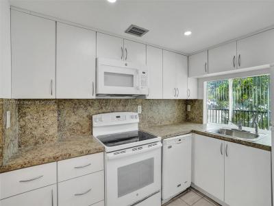 9401 SW 4th St 114, Miami, Florida 33174, USA