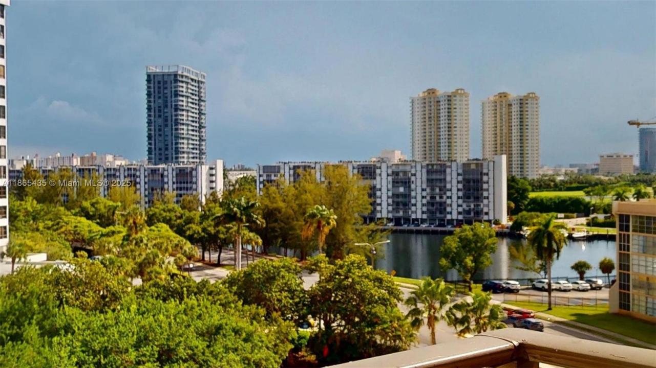 600 Three Islands Blvd 607, Hallandale Beach, Florida 33009
