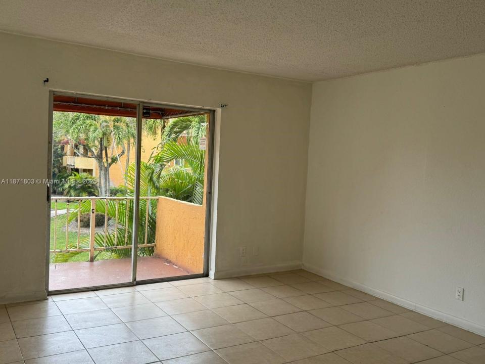 17901 NW 68th Ave T203, Hialeah, Floride 33015, États-Unis
