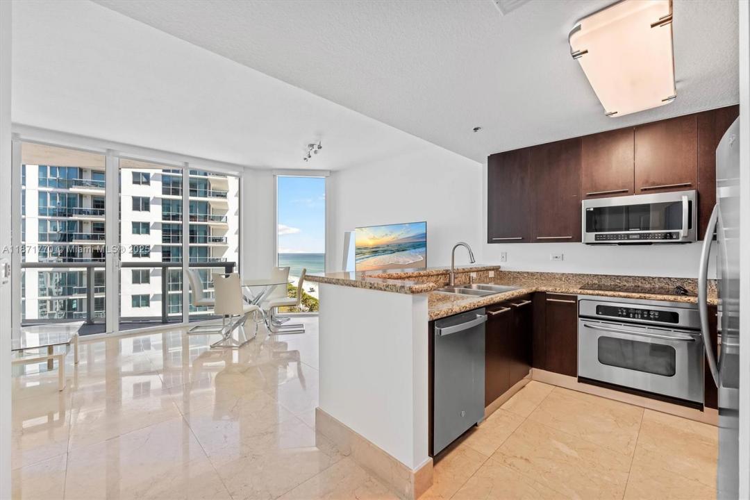 6515 Collins Ave 1601, Miami Beach, Florida 33141, Estados Unidos
