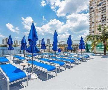 2750 NE 183rd St 1203, Aventura, Florida 33160, USA