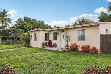 3771 SW 44th Ave, West Park, Florida 33023, USA