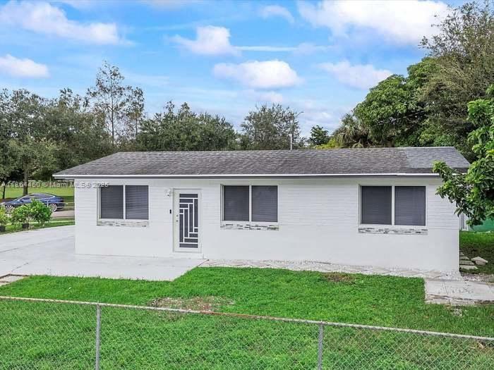 3500 Sutton Rd, West Park, Florida 33023, HOA KỲ