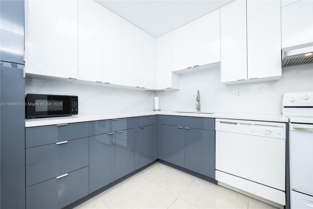 1833 S Ocean Dr 1007, Hallandale Beach, Florida 33009